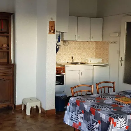 T2 Avec Parking, Grande Terrasse, Et Proche - Quartier Mole - Fr-1-702-37 شقة